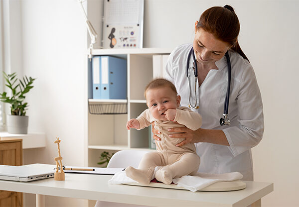 Como Cuidar de um Recém-Nascido: Dicas Essenciais para os Primeiros Meses